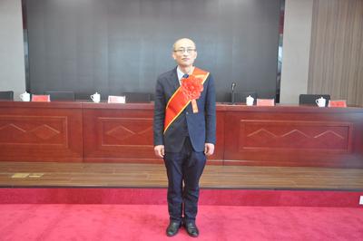 企业标兵郭飞